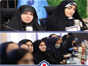 نشست مشاور وزير نفت با بانوان ورزشکار مقام آور پالايش نفت آبادان