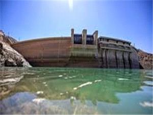 حجم ذخيره آب سد زايندهرود به 137 ميليون مترمکعب رسيد