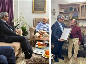 ديدار سرزده استاندار خراسان رضوي از دو پيشکسوت هنري و فرهنگي نيشابور