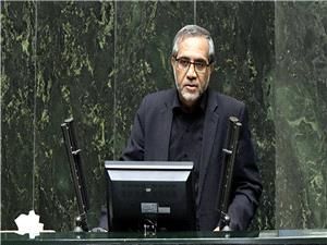 دولت باید به سمت برنامه محوری، عدالت محوری، اقتدارگرایی و استفاده از همه ظرفیت های انسانی درچارچوب دفاع ملی حرکت کند