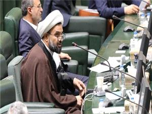 انتقاد از عملکرد ديپلماسي اقتصادي و تقدير از اقدامات ديپلماسي سياسي