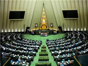 مجلس پشت کالابرگ ایستاد