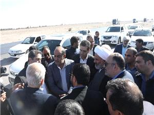 اعضاي کميسيون اصل نود از جاده کمربندي شرقي سيرجان بازديد کردند/ تصميمگيري براي تسريع در رفع مشکلات ترافيکي و زيرساختي