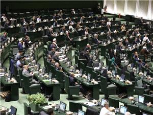 تکلیف مجلس برای شفاف سازی درآمدهای دولت/ارائه ماهانه گزارش منابع و مصارف بودجه به مجلس