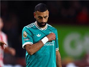 فی ظل تقاریر الاستبعاد.. أول ظهور لصلاح بعد أزمته مع لیفربول وسلوت (فیدیو)