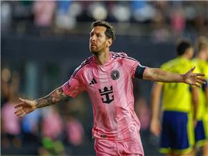 Lionel Messi wins second straight MLS MVP award