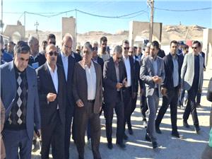 بازديد فتح الله حسيني، رئيسکل گمرک و رئيس سازمان راهداري کشور از مرز سومار و خسروي
