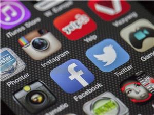 Australian youth lose social media access amid national ban