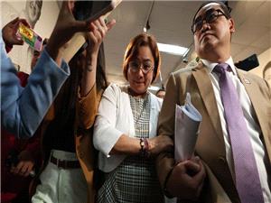 Philippine flood control mess: contractor Sarah Discaya surrenders to authorities