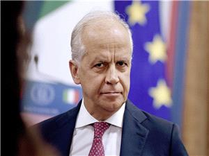 وزیر داخلیه إیطالیا یعلق على إطلاق سراح رجل أمن لیبی وإعادته إلى بلاده