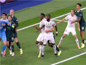 هل تعرض ریال مدرید لظلم تحکیمی فی مواجهه مانشستر سیتی؟