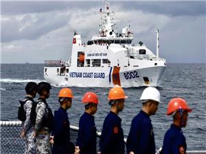 Vietnam steps up South Reef expansion, careful not to provoke China