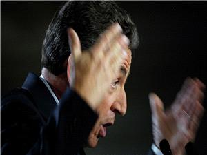 سارکوزی یثیر جدلا بمذکراته ویغضب عائلات ضحایا تفجیرات الطائره المرتبطه بلیبیا