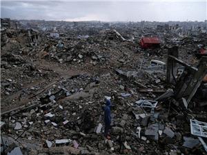 إثر ضغط أمریکی.. إسرائیل توافق على تحمل مسؤولیه إزاله الأنقاض فی قطاع غزه