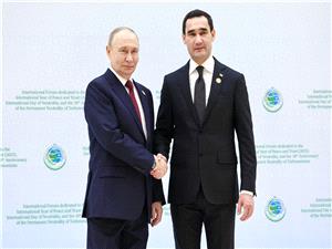 بوتین یشیر إلى نمو التبادل التجاری مع ترکمانستان