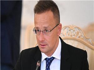 Hungary`s Szijjarto Accuses NATO Chief of Undermining Ukraine Peace Talks