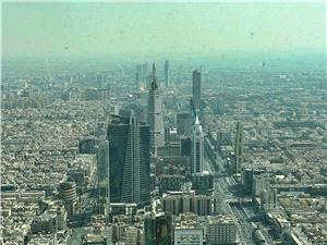 الاقتصاد السعودی فی 2026... تشریعات جدیده تشمل تملک العقار للأجانب والضریبه على المشروبات المحلاه