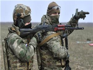 إعلام: الاتحاد الأوروبی عالق بین الحرب والسلام.. والخساره حتمیه فی أوکرانیا