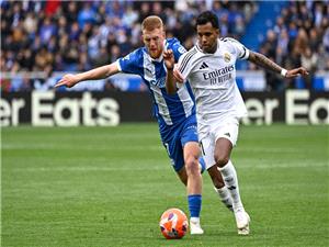 موعد مباراه ریال مدرید ضد ألافیس فی الدوری الإسبانی والتشکیلتان المتوقعتان والقنوات الناقله للبث المباشر