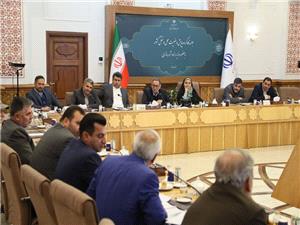 دستور وزیر راه و شهرسازی برای تعیین تکلیف بیمه رانندگان و سهمیه سوخت ناوگان حملونقل عمومی