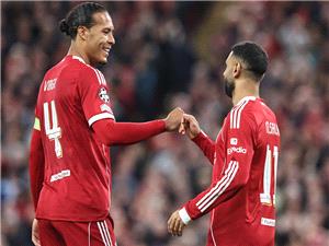 هل یودع صلاح لیفربول بعد کأس إفریقیا؟.. فان دایک یرد ویکشف موقفه