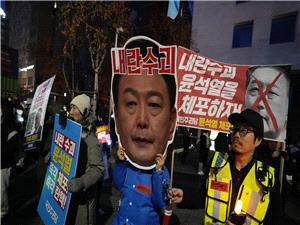 الادعاء الخاص فی کوریا الجنوبیه یتهم رئیس البلاد السابق بمحاوله افتعال حرب مع بیونغ یانغ