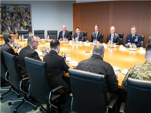 "بولیتیکو": أوکرانیا رفضت مقترح واشنطن بإنشاء منطقه اقتصادیه حره فی دونباس