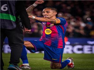 متى ینوی رافیینا مغادره برشلونه ؟