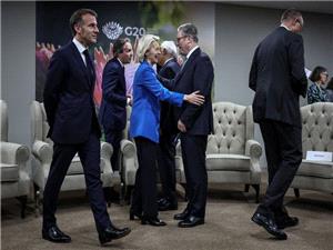 إلباییس: "الترامبوتینیه" تضع أوروبا أمام قرار مصیری خطِر