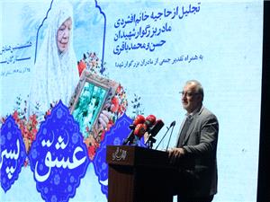 شهیدان به ما آموختند جز سرسپردگی به دین، میهن، فداکاری برای مردم و حرکت در مسیر ولایت به چیزی دل نبندیم