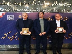 عضو هيأتمديره بانک کشاورزي استاد برتر کشور شد