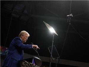 ترامب یفرض قیودا کامله على دخول رعایا 5 دول جدیده للولایات المتحده.. بینها بلدان عربیان