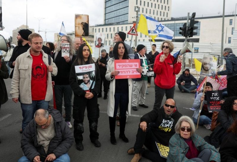گروگان های اسرائیلی روز شنبه پس از توافق اولیه در غزه آزاد می شوند