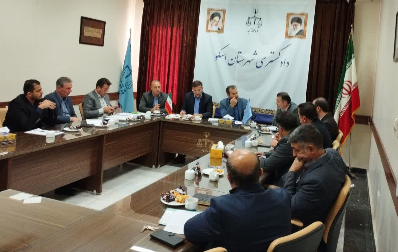 برگزاري جلسه پيشگيري از وقوع جرم شهرستان اسکو با محوريت بررسي مشکلات درماني و تسريع در احداث بيمارستان جديد سهند