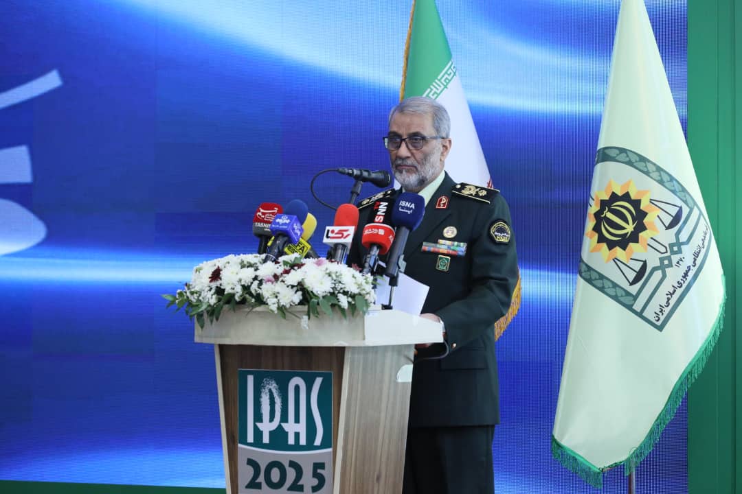 بخش عمده تجهیزات پلیس امروز در داخل کشور تولید می‌شود