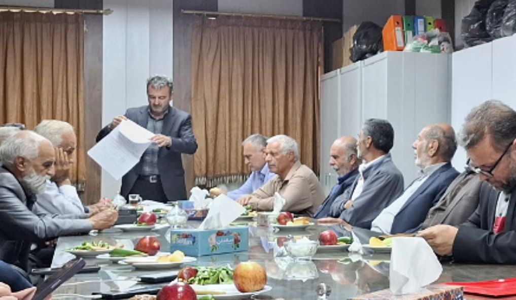 مشکل مردم قشلاق حل شدني است و اسناد گوياي حقانيت مردم است /? چگونه يک زمين مي تواند دو سند داشته باشد؟