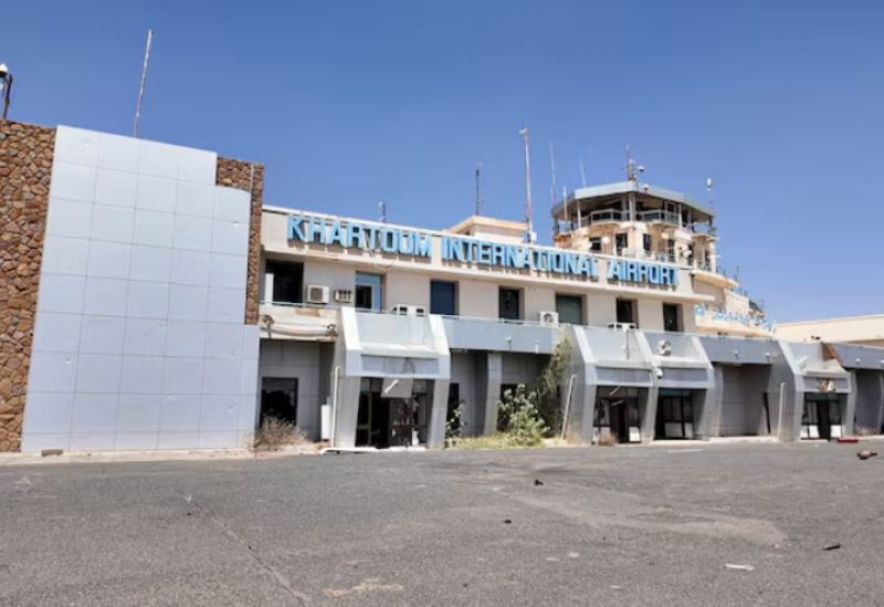 فرودگاه خارطوم پس از حملات پهپادی فعالیت خود را به حالت تعلیق درآورد