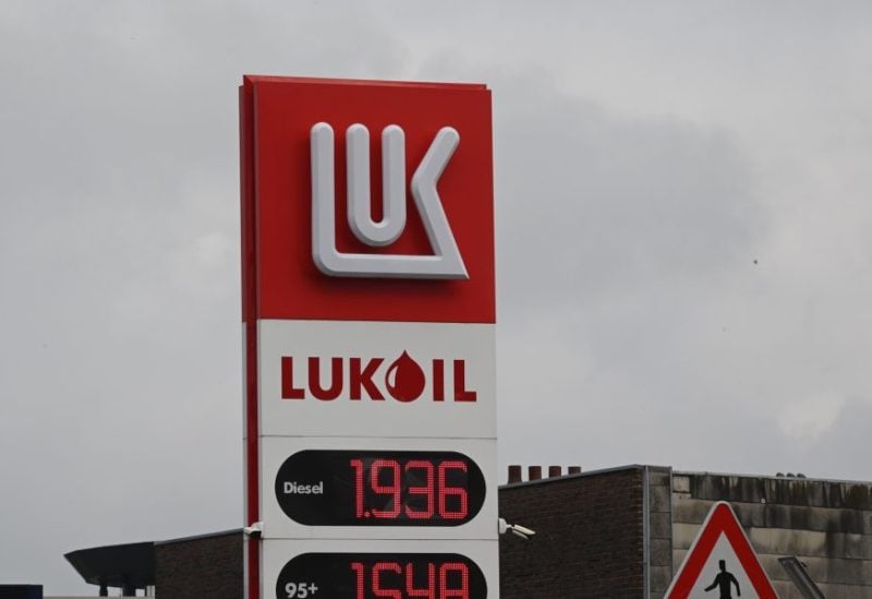 به دلیل تحریم های غرب، لوک اویل روسیه قصد فروش دارایی های بین المللی را دارد