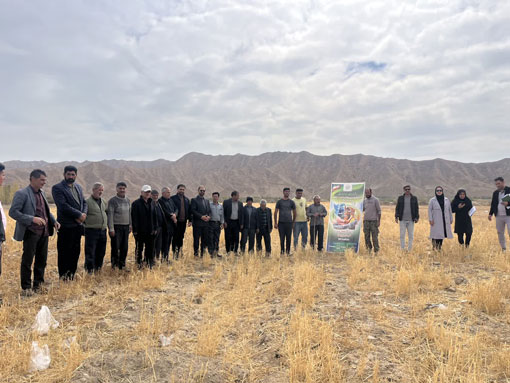 جريان‌سازي اجتماعي براي سازگاري کشاورزي با تغيير اقليم در قالب کاروان‌هاي ترويج بهره‌وري