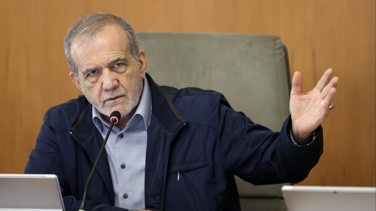 وقتی شاخص‌های خودتان را برای خودتان اعمال کنیم؛ آقای رئیس‌جمهور، نمره چند می‌گیرید؟