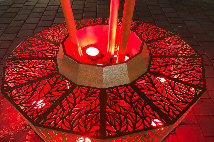 نصب المان‌هاي جديد، سرديس‌ها و تنديس‌هاي موضوعي در ميادين منطقه 14