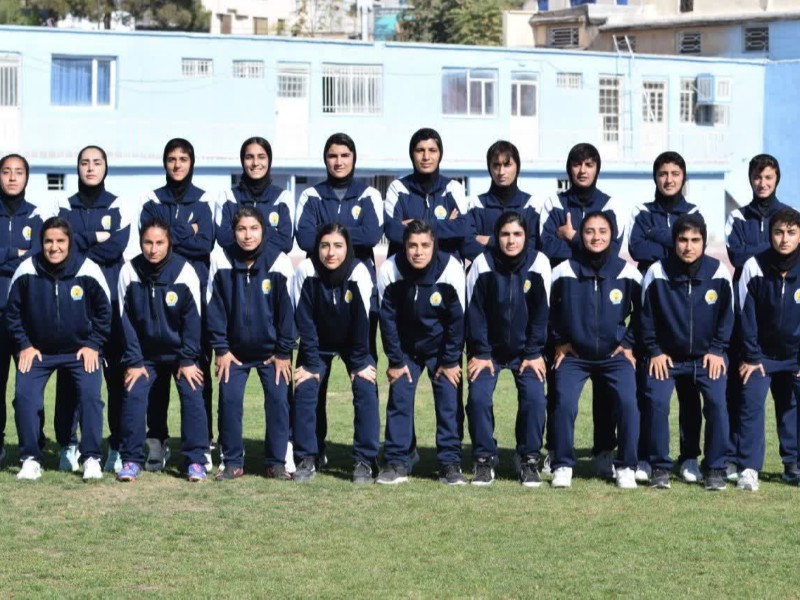 تيم 10 نفره ايلام فاتح ميدان شد