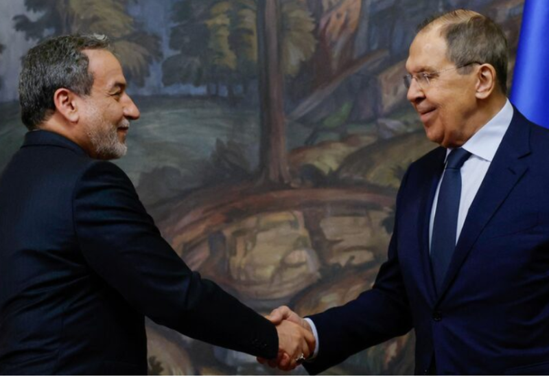 مسکو: لاوروف با همتای ایرانی خود تلفنی در مورد تحولات منطقه ای گفتگو کرد