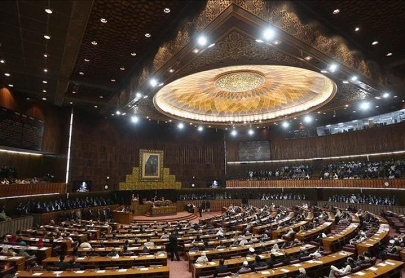 پارلمان پاکستان اختیارات بیشتری را برای فرمانده ارتش تصویب کرد