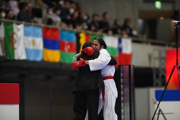 نهال زکي‌زاده دختر کهگيلويه و بويراحمدي، قهرمان‌ کاراته جهان؛ ششمين طلاي ايران در المپيک ناشنوايان