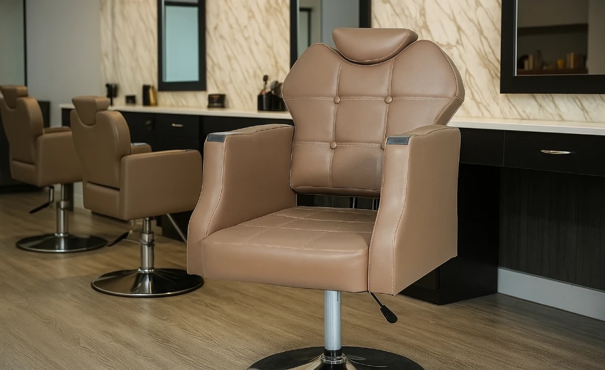 صندلی آرایشگاه و ویژگی‌ها و مزایای استفاده از صندلی‌های حرفه‌ای