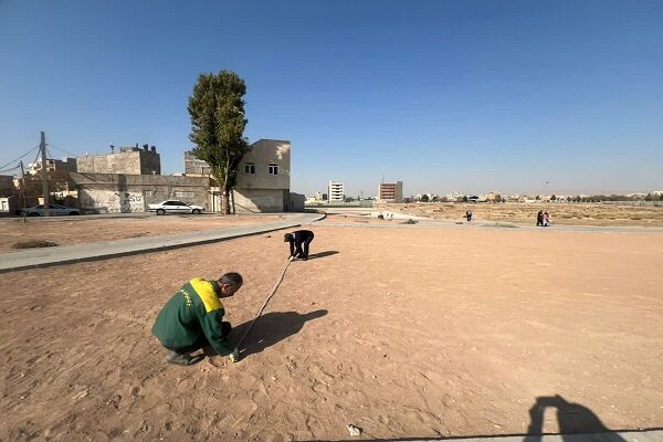 آغاز عمليات احداث فضاي سبز 1?5 هکتاري در غرب تبريز