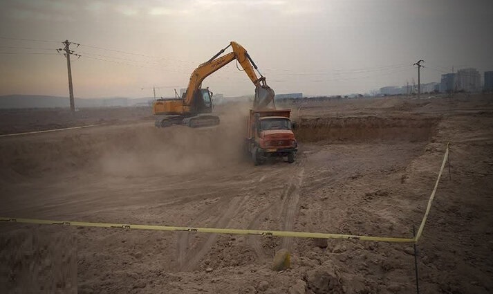 آغاز عمليات اجرايي مخزن يک‌هزار مترمکعبي ذخيره آب در فاز 2 خاوران تبريز