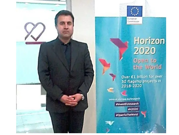 دانشيار دانشگاه آزاد اثرات مضر و درماني امواج را در ايران قابل پژوهش کرد