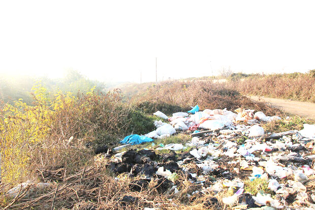 مهم‌ترين عامل آلودگي خاک در ايلام پسماندهاي شهري هستند
